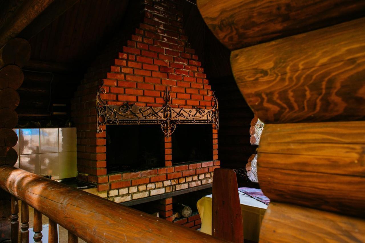Toursit Complex Polyana Kvasova Hotel Ngoại thất bức ảnh