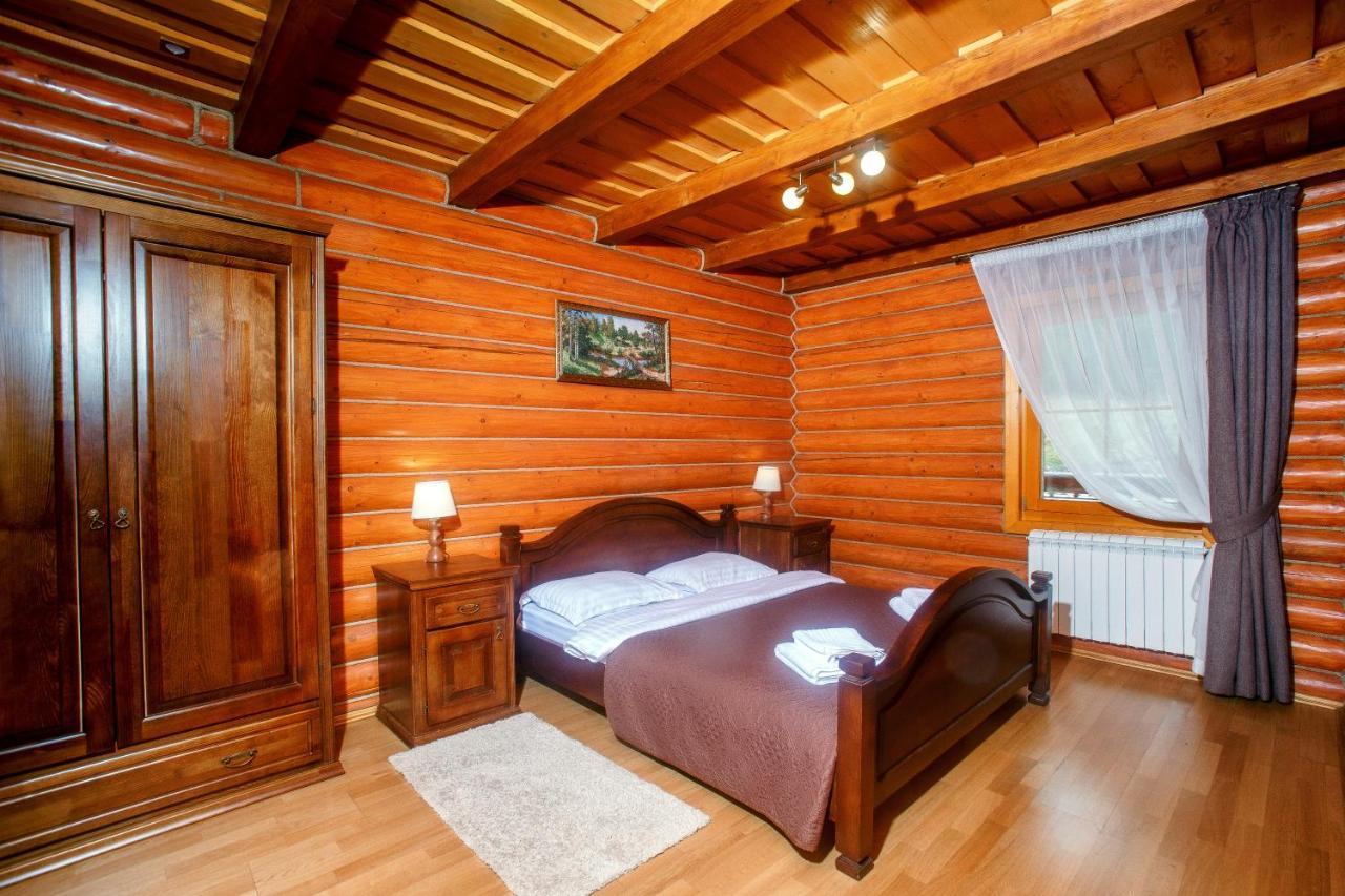Toursit Complex Polyana Kvasova Hotel Ngoại thất bức ảnh